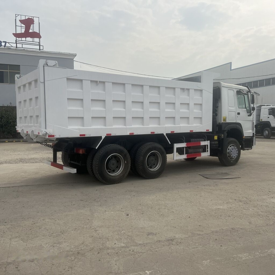 Sinotruk Howo - Truk jungkit: gambar 3 Sinotruk Howo - Truk jungkit: gambar 3