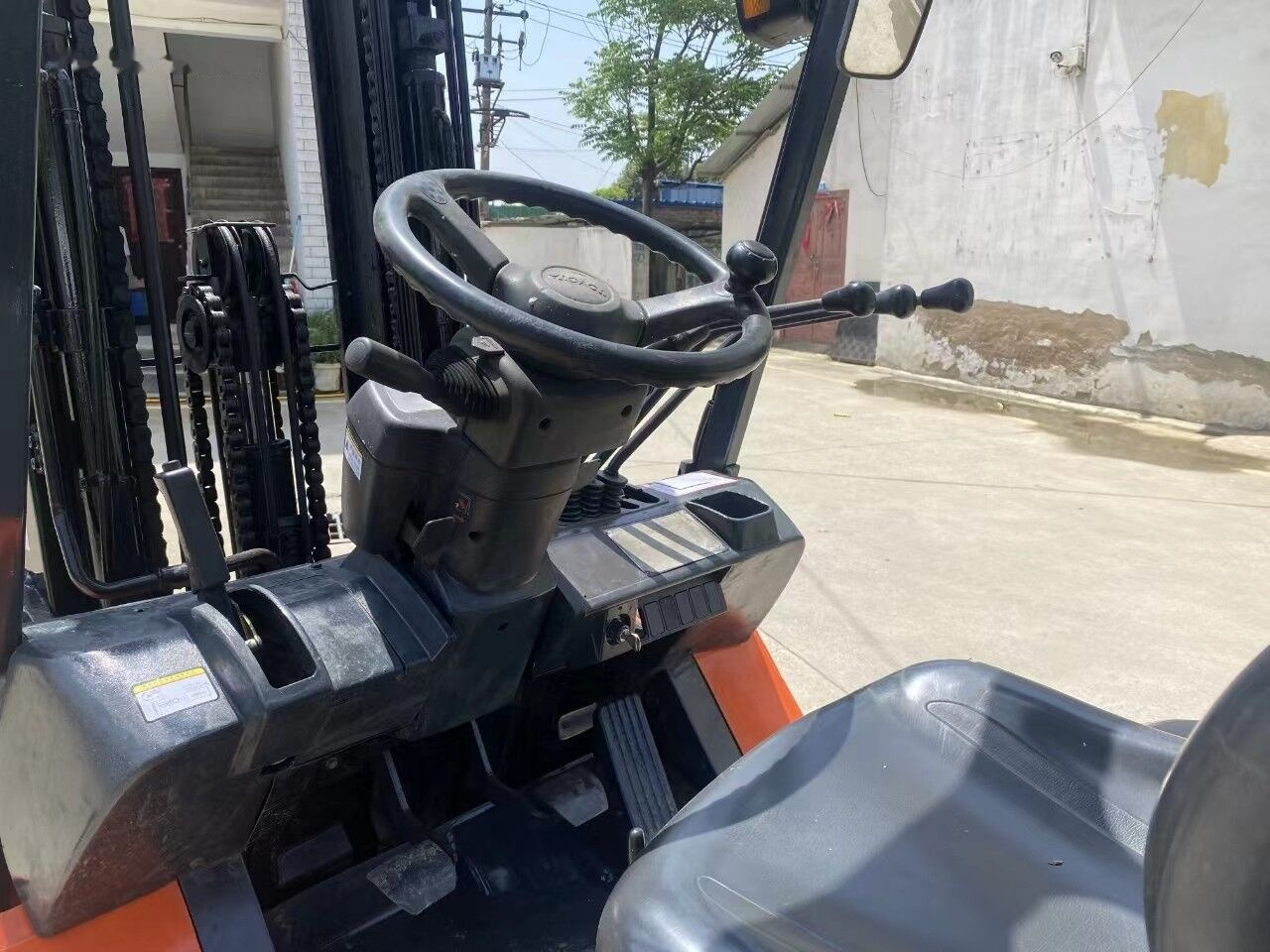Toyota FD30 - Forklift LPG: gambar 5 Toyota FD30 - Forklift LPG: gambar 5