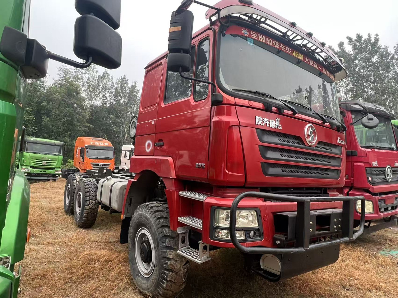 SHACMAN F3000 6x6 chassis - Tractor head: gambar 5 SHACMAN F3000 6x6 chassis - Tractor head: gambar 5