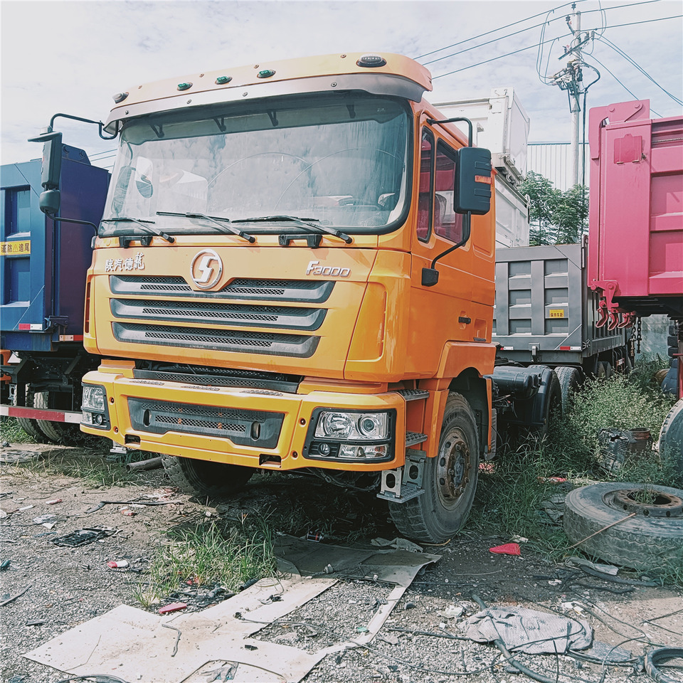 SHACMAN F3000 - Tractor head: gambar 2 SHACMAN F3000 - Tractor head: gambar 2