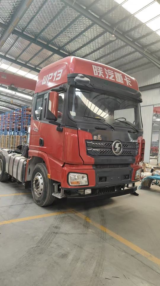 SHACMAN X3000 - Tractor head: gambar 1 SHACMAN X3000 - Tractor head: gambar 1