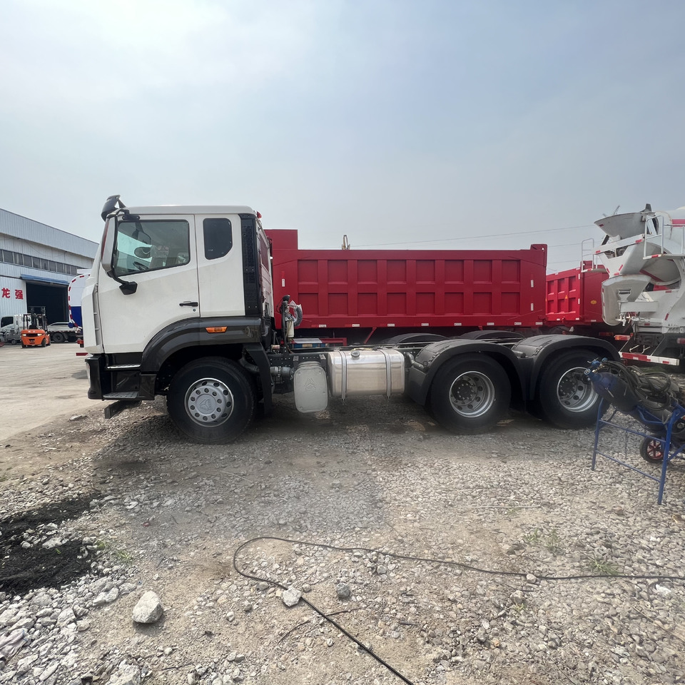 SINOTRUK HOHAN tralier head - Tractor head: gambar 2 SINOTRUK HOHAN tralier head - Tractor head: gambar 2