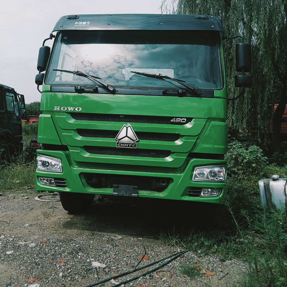 SINOTRUK HOWO - Tractor head: gambar 3 SINOTRUK HOWO - Tractor head: gambar 3