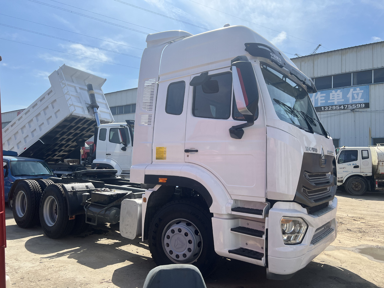 SINOTRUK HOWO trailer head - Tractor head: gambar 5 SINOTRUK HOWO trailer head - Tractor head: gambar 5