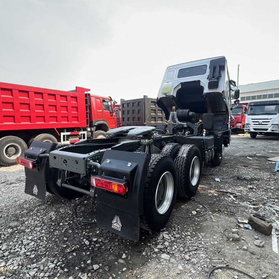SINOTRUK HOWO tralier head - Tractor head: gambar 5 SINOTRUK HOWO tralier head - Tractor head: gambar 5