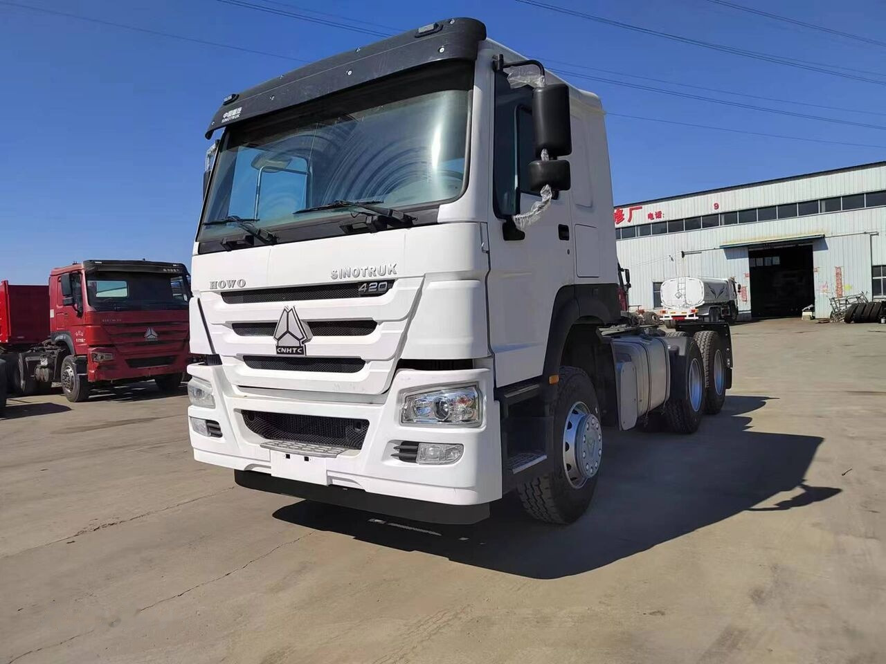 Sinotruk Howo 420 - Tractor head: gambar 1 Sinotruk Howo 420 - Tractor head: gambar 1