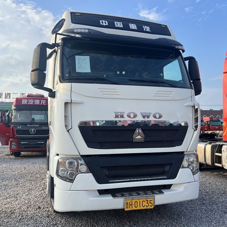 Sinotruk Howo T7H 480 - Tractor head: gambar 2 Sinotruk Howo T7H 480 - Tractor head: gambar 2
