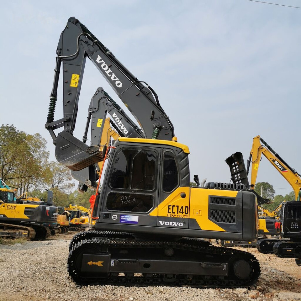 Volvo EC140 - Ekskavator perayap: gambar 1 Volvo EC140 - Ekskavator perayap: gambar 1