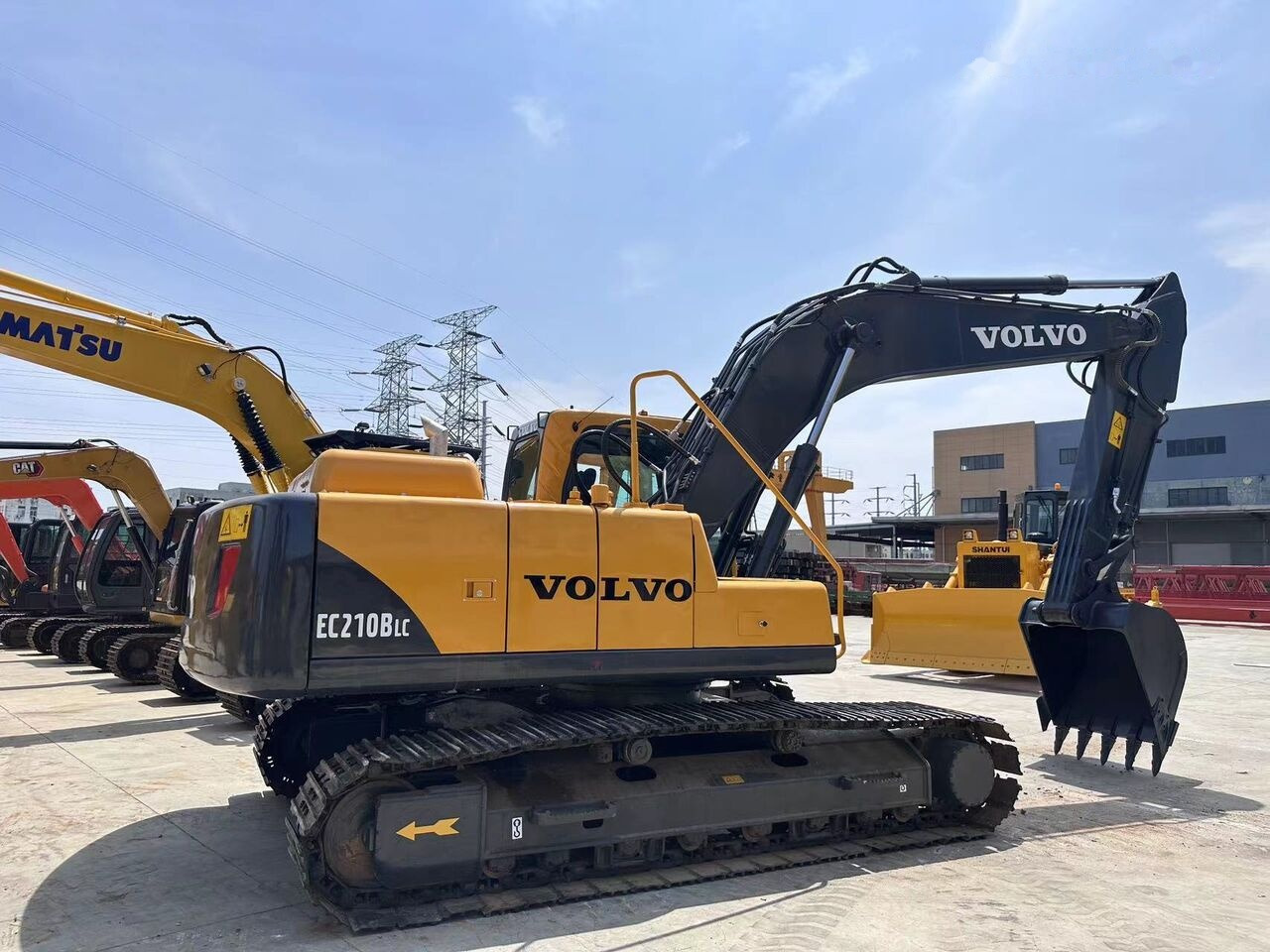 Volvo EC210BLC - Ekskavator perayap: gambar 5 Volvo EC210BLC - Ekskavator perayap: gambar 5