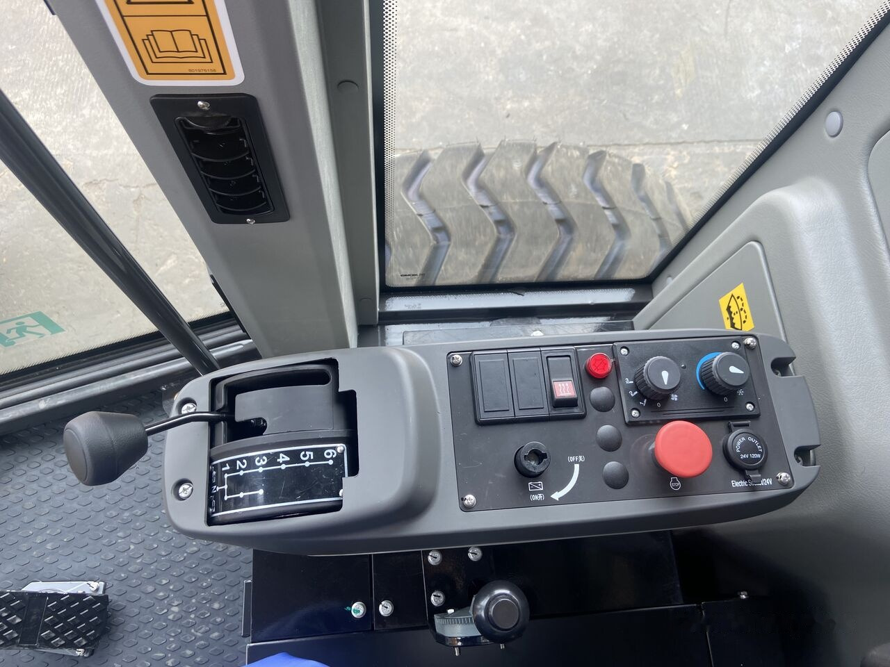 Grader baru XCMG GR165 GR215 NEW: gambar 9