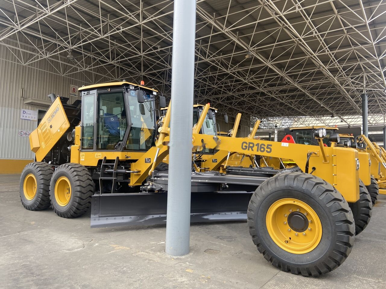 Grader baru XCMG GR165 GR215 NEW: gambar 8