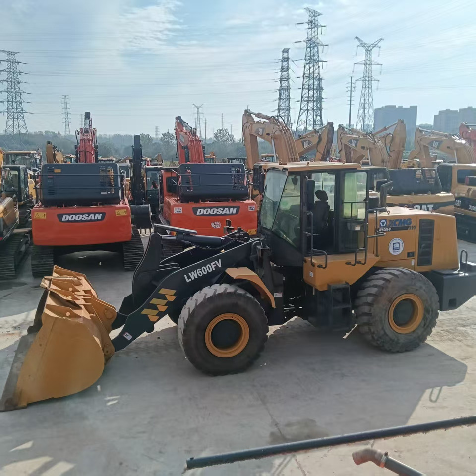 XCMG LW600FV - Wheel loader: gambar 4 XCMG LW600FV - Wheel loader: gambar 4