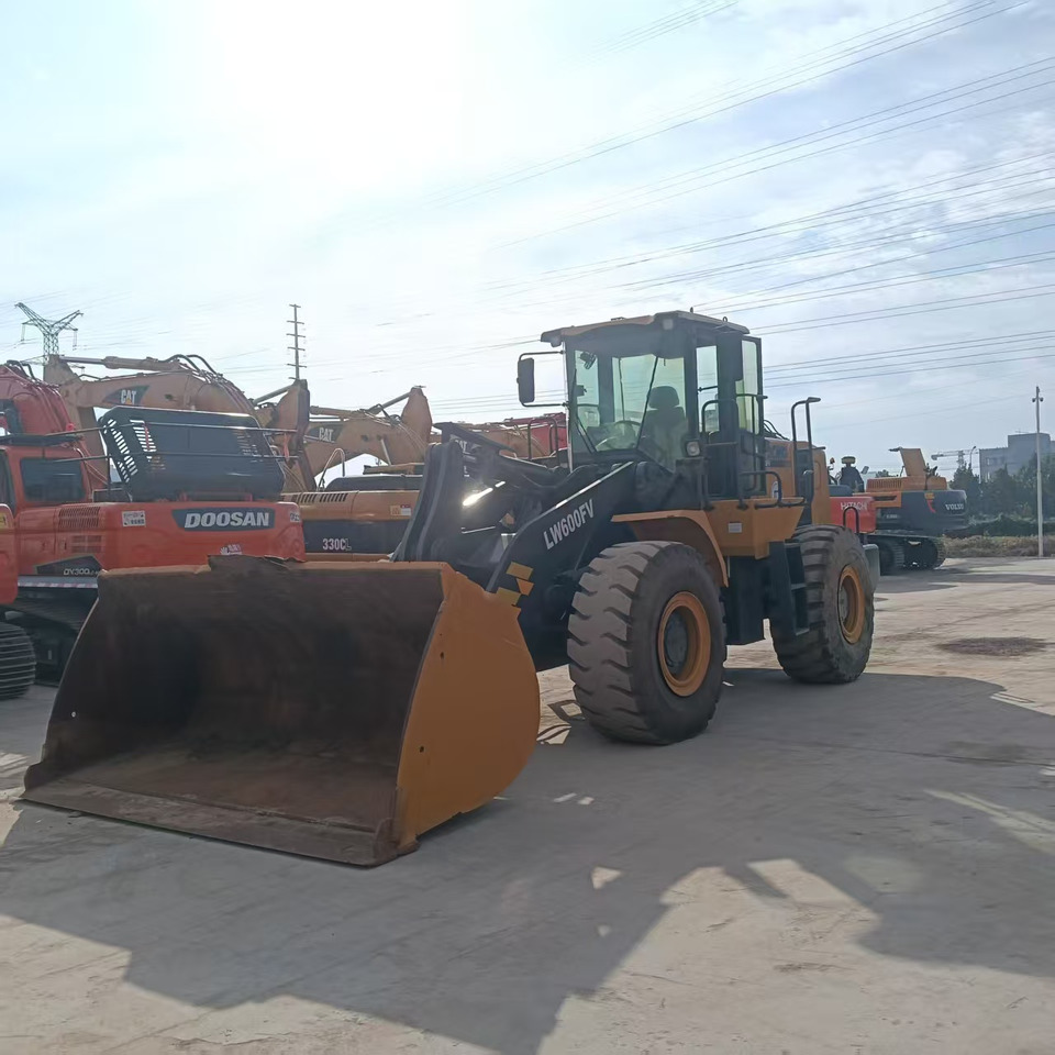 XCMG LW600FV - Wheel loader: gambar 3 XCMG LW600FV - Wheel loader: gambar 3