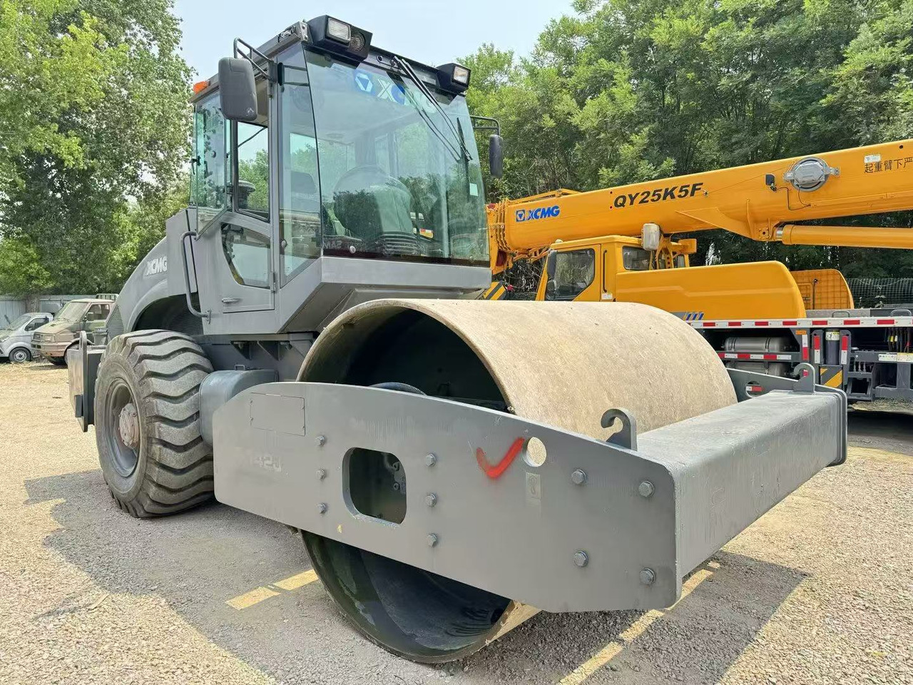 XCMG XS142J - Roller jalan: gambar 3 XCMG XS142J - Roller jalan: gambar 3