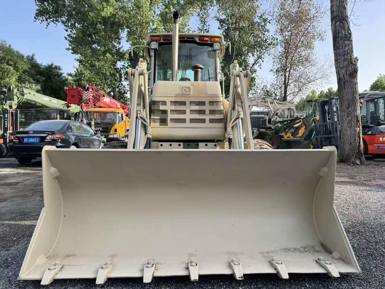 XCMG XT870K - Backhoe loader: gambar 5 XCMG XT870K - Backhoe loader: gambar 5