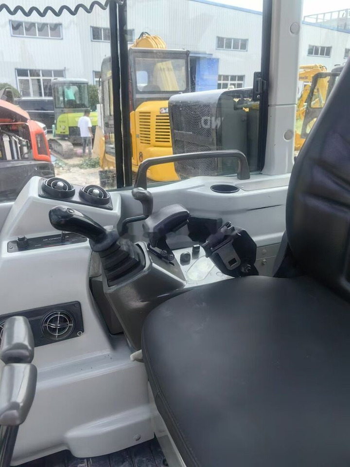Yanmar VIO 55 - Ekskavator mini: gambar 2 Yanmar VIO 55 - Ekskavator mini: gambar 2