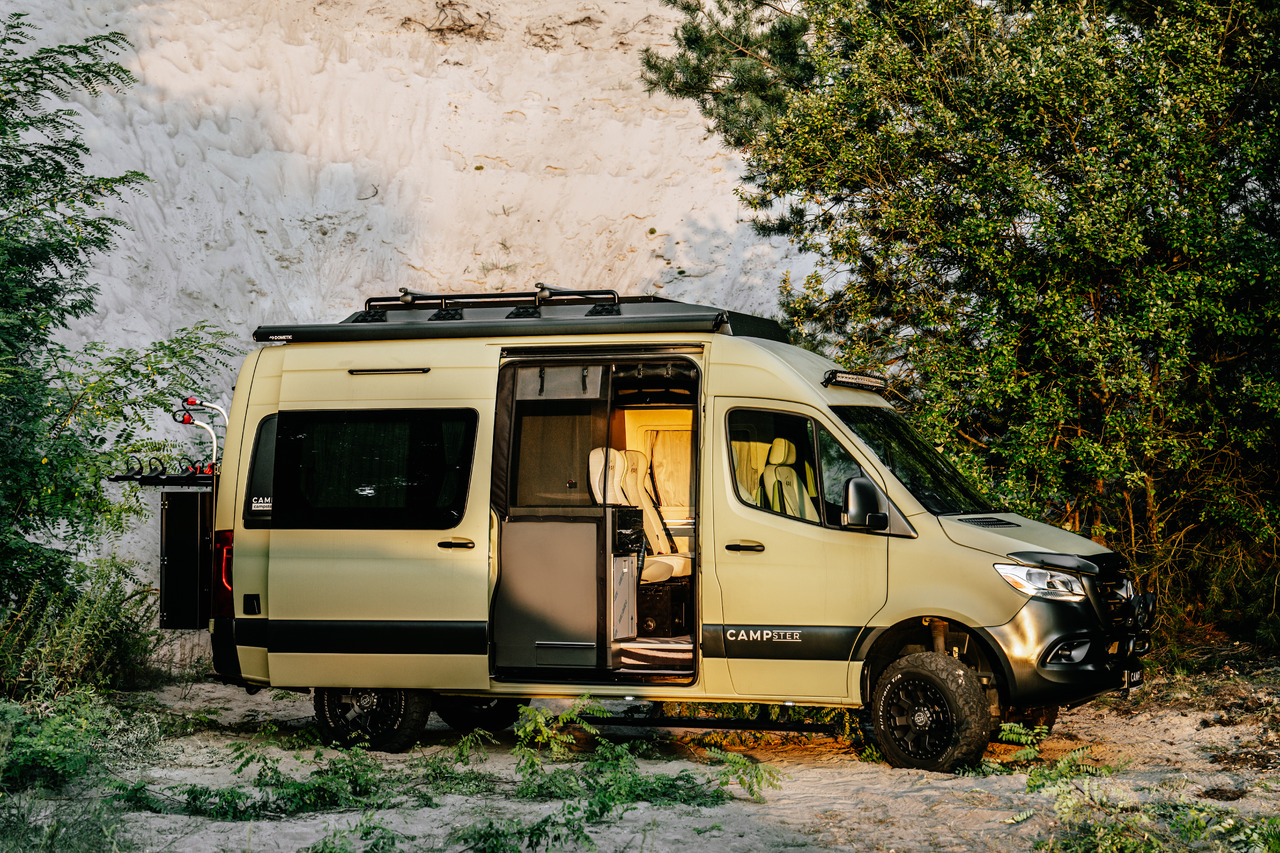 Mercedes-Benz Sprinter - Mobil kemping: gambar 1 Mercedes-Benz Sprinter - Mobil kemping: gambar 1