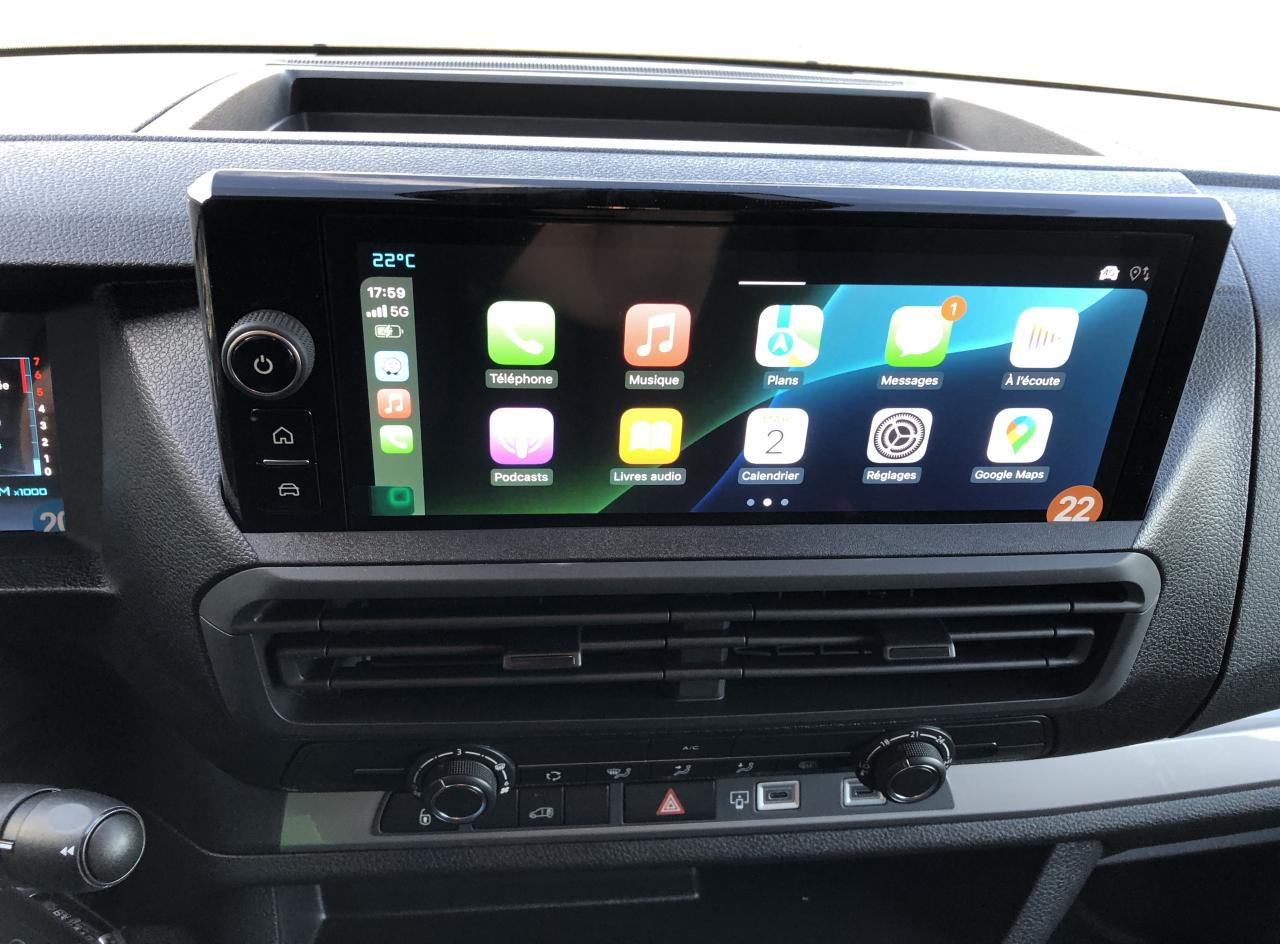 Van panel baru CITROEN Jumpy M 2.0 BlueHDi - 180 S&S - BV EAT8  III FOURGON . PHASE 2: gambar 12 Van panel baru CITROEN Jumpy M 2.0 BlueHDi - 180 S&S - BV EAT8  III FOURGON . PHASE 2: gambar 12