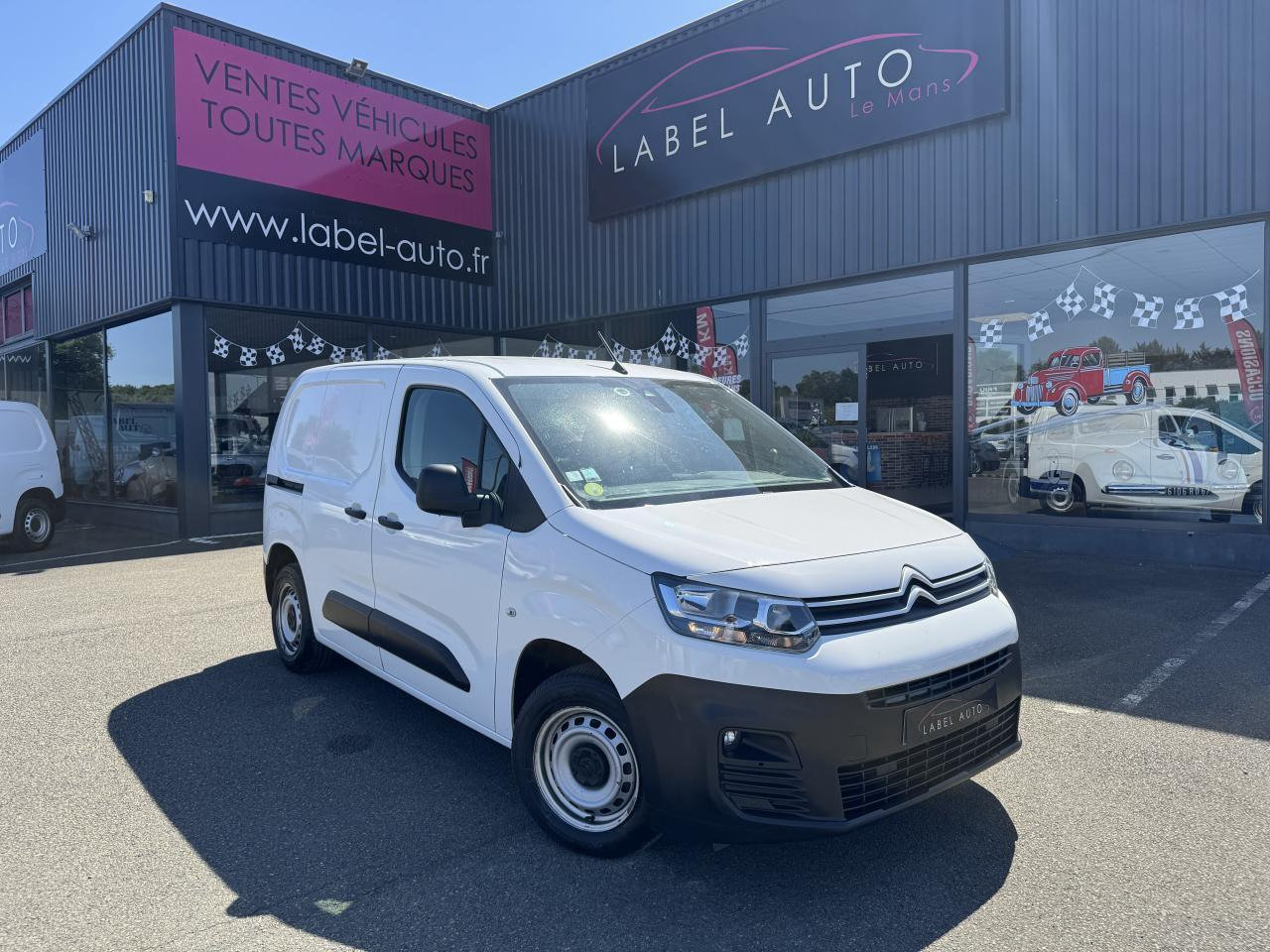 Citroen Berlingo M 650KG BLUEHDI 100 S&S DRIVER - Van kecil: gambar 1 Citroen Berlingo M 650KG BLUEHDI 100 S&S DRIVER - Van kecil: gambar 1