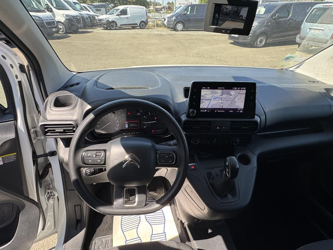 Citroen Berlingo M 650KG BLUEHDI 100 S&S DRIVER - Van kecil: gambar 3 Citroen Berlingo M 650KG BLUEHDI 100 S&S DRIVER - Van kecil: gambar 3