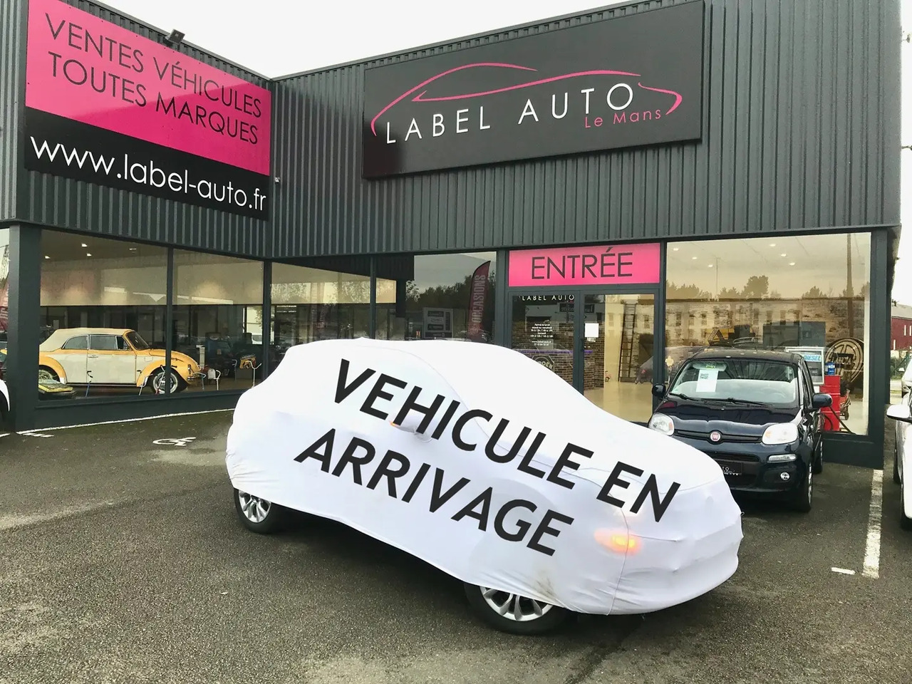 Citroen Berlingo XL 950KG BLUEHDI 100 S&S CLUB FRIGORIFIQUE - Van kecil: gambar 1 Citroen Berlingo XL 950KG BLUEHDI 100 S&S CLUB FRIGORIFIQUE - Van kecil: gambar 1