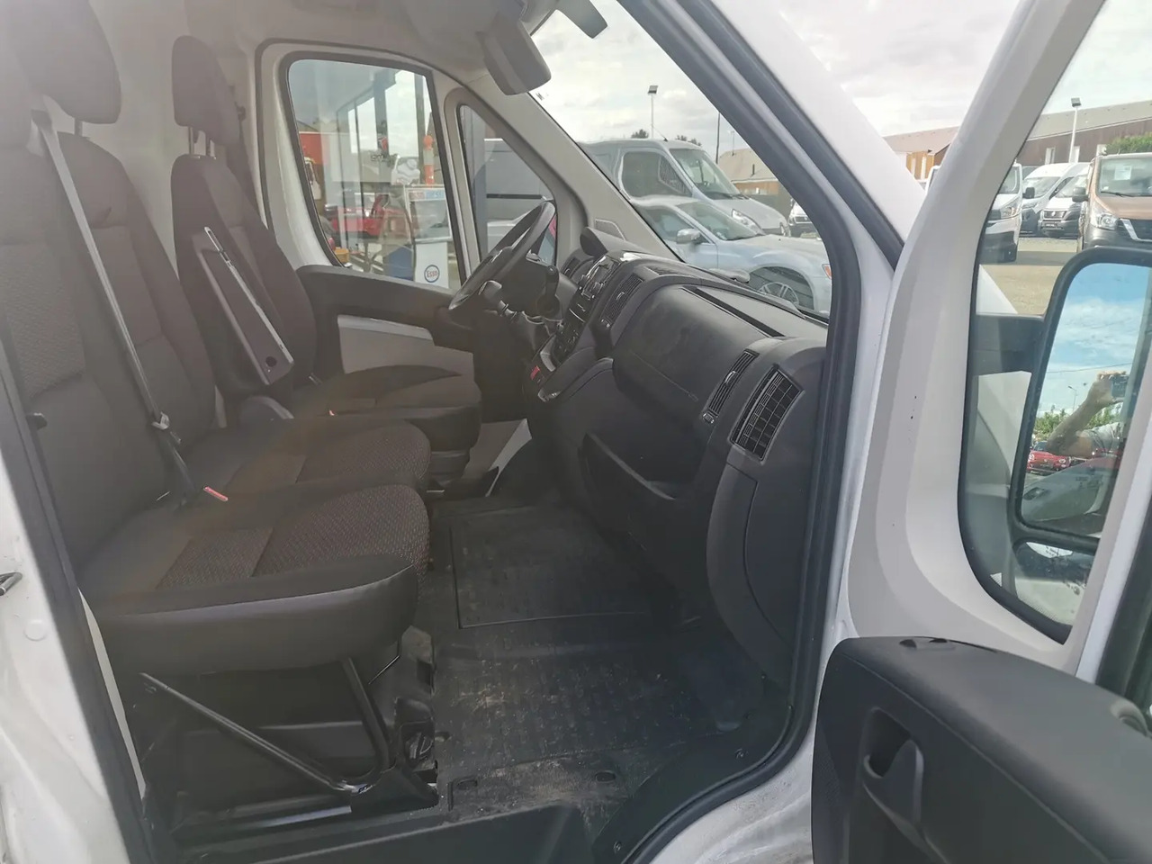 Van panel Citroen Jumper 35 L3H2 2.2 BLUEHDI 140 S&S CLUB: gambar 10