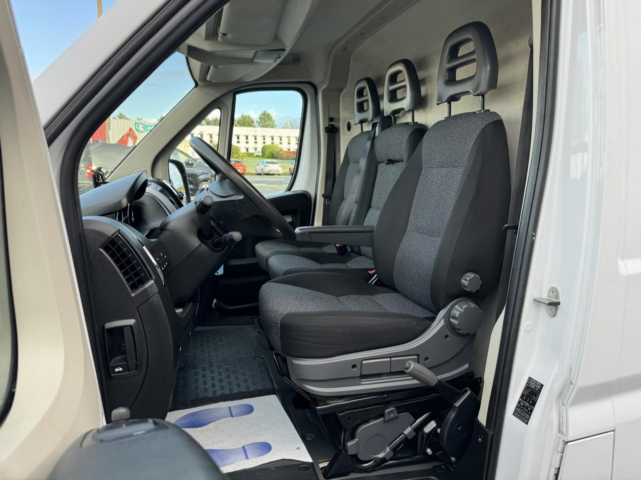 FIAT DUCATO 3T5 L3H2 2.2 HDI 140 CH BUSINESS - Van panel: gambar 5 FIAT DUCATO 3T5 L3H2 2.2 HDI 140 CH BUSINESS - Van panel: gambar 5