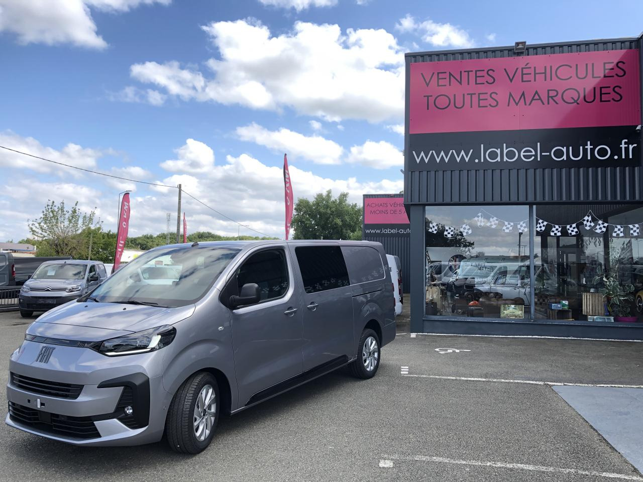 FIAT SCUDO XL 2.0 HDI 180CH EAT-8 CABINE APPROFONDIE 5 PLACES - Van kombi: gambar 5 FIAT SCUDO XL 2.0 HDI 180CH EAT-8 CABINE APPROFONDIE 5 PLACES - Van kombi: gambar 5