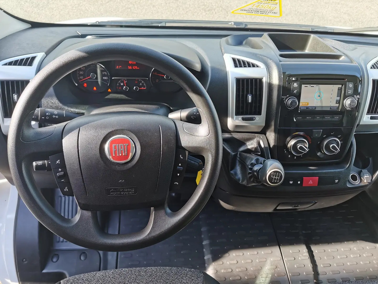 Fiat Ducato 3.3 MH2 2.3 MULTIJET 130CH PACK PRO NAV - Van panel: gambar 4 Fiat Ducato 3.3 MH2 2.3 MULTIJET 130CH PACK PRO NAV - Van panel: gambar 4
