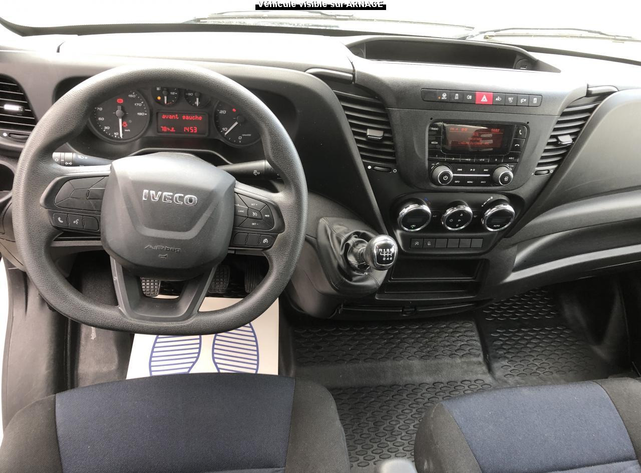 IVECO Daily 35 C 16H3.0 (Quad-Leaf) CHASSIS CABINE 2014 35C/35S Chassis cabine 35 C Epmt.3.75 PHASE 4 - Van jungkit: gambar 4 IVECO Daily 35 C 16H3.0 (Quad-Leaf) CHASSIS CABINE 2014 35C/35S Chassis cabine 35 C Epmt.3.75 PHASE 4 - Van jungkit: gambar 4