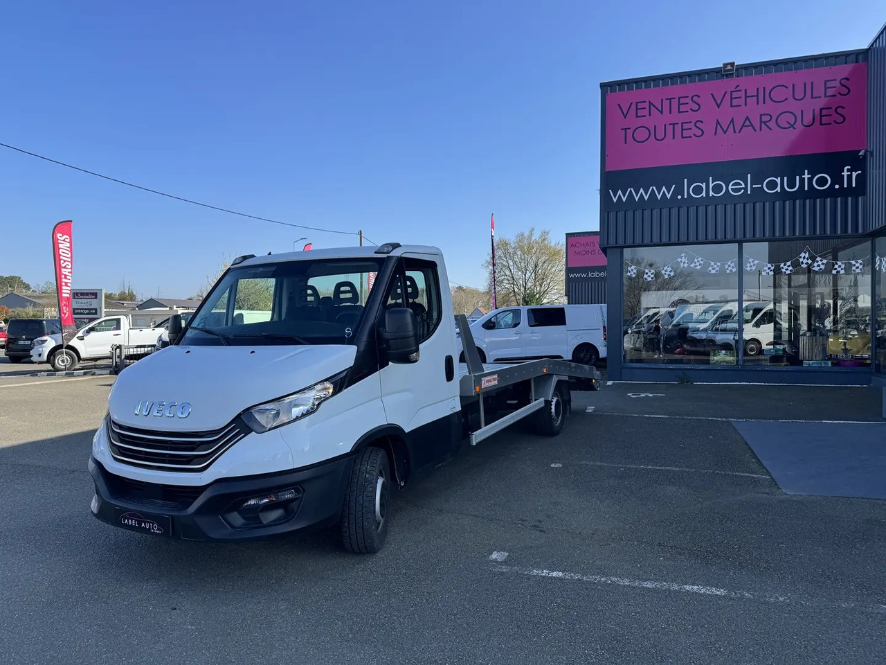 Iveco Daily 35S16 D EMPATTEMENT 4100 - Mobil derek: gambar 5 Iveco Daily 35S16 D EMPATTEMENT 4100 - Mobil derek: gambar 5