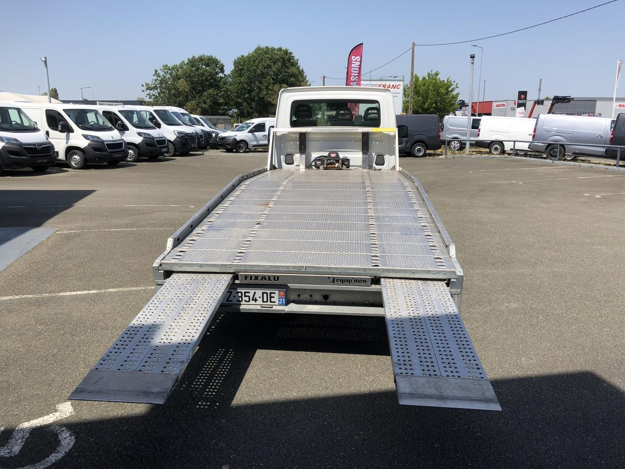 Iveco Daily IVECO PORTE VOITURE DEPANNEUSE 35 S 16 3L0 160 CH EMPATTEMENT 4100 PLATEAU FIX'ALU EQUIP'M - Truk pengangkut mobil: gambar 3 Iveco Daily IVECO PORTE VOITURE DEPANNEUSE 35 S 16 3L0 160 CH EMPATTEMENT 4100 PLATEAU FIX'ALU EQUIP'M - Truk pengangkut mobil: gambar 3