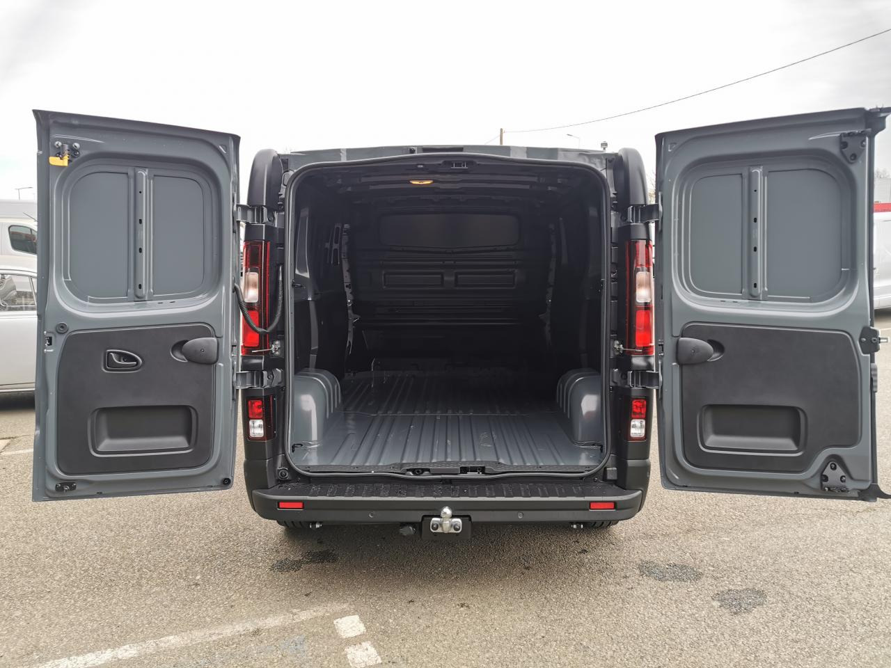 NISSAN Primastar N-Connecta 3.1t L2H1 2.0 dCi - 150 - S/S II 2021 FOURGON Fourgon L2H1 PHASE 2 - Van panel: gambar 3 NISSAN Primastar N-Connecta 3.1t L2H1 2.0 dCi - 150 - S/S II 2021 FOURGON Fourgon L2H1 PHASE 2 - Van panel: gambar 3