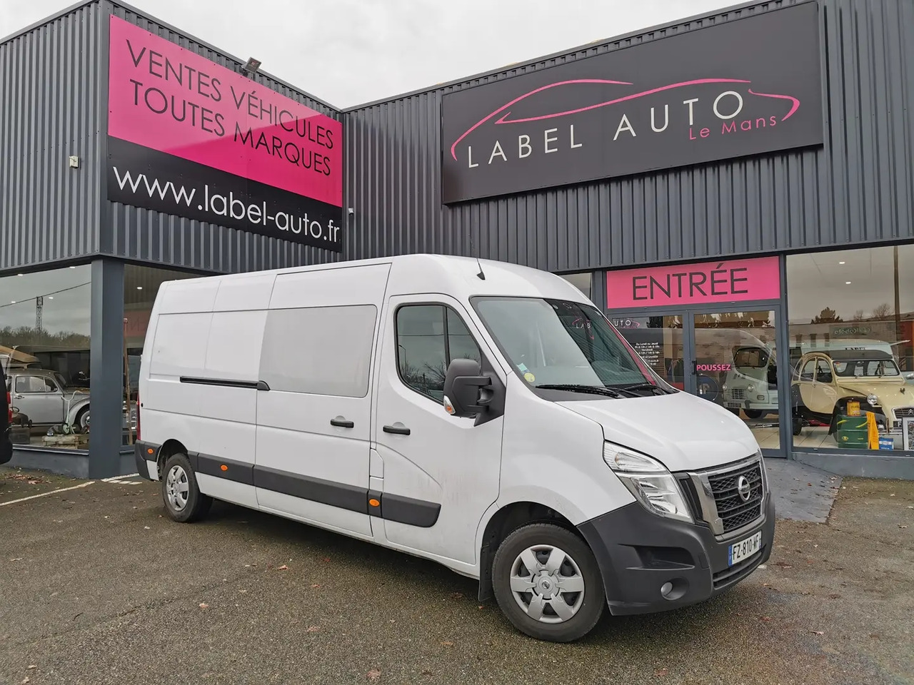Nissan Interstar L2H2 3T5 2.3 DCI 135CH N-CONNECTA CAB APPRO - Van kombi: gambar 4 Nissan Interstar L2H2 3T5 2.3 DCI 135CH N-CONNECTA CAB APPRO - Van kombi: gambar 4