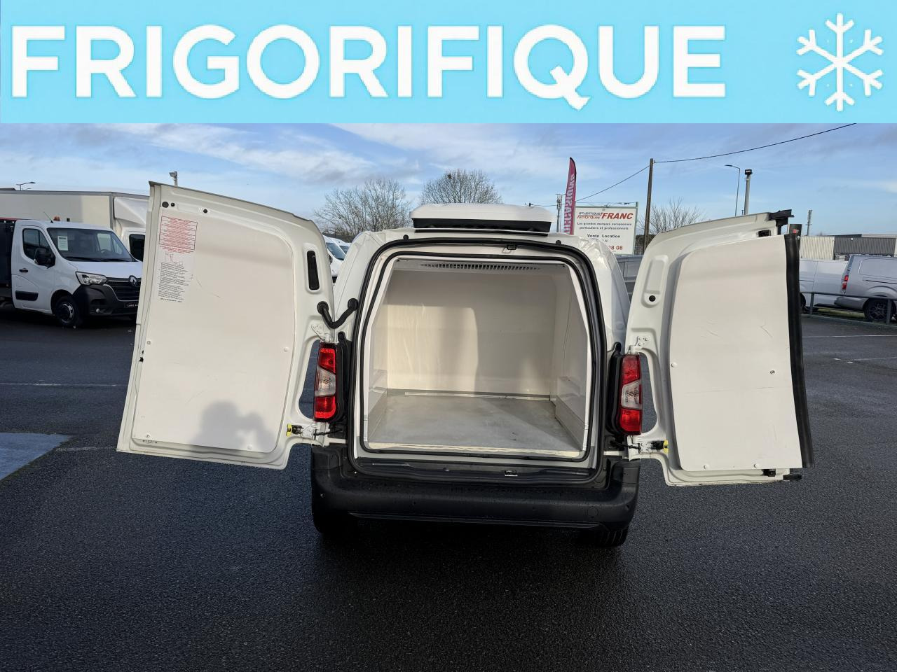 OPEL COMBO M 1.5 HDI 100CH FRIGORIFIQUE - Van panel: gambar 1 OPEL COMBO M 1.5 HDI 100CH FRIGORIFIQUE - Van panel: gambar 1