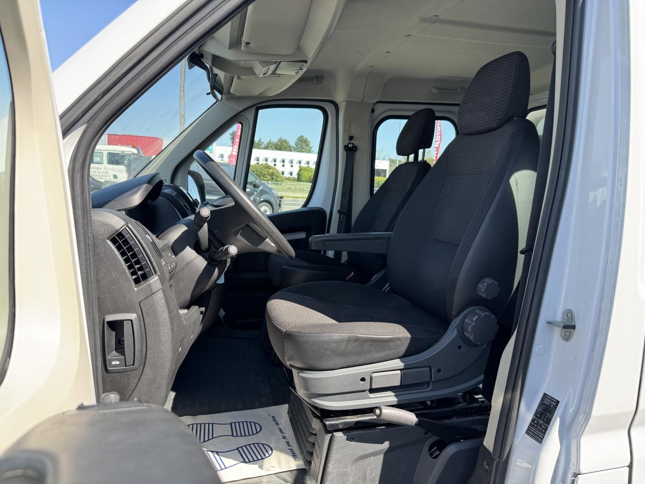 OPEL Movano 3.5t L3 2.2 HDi S&S Maxi - 165CH 2021 BENNE DOUBLE CABINE Benne Double Cabine Trive - Van jungkit: gambar 4 OPEL Movano 3.5t L3 2.2 HDi S&S Maxi - 165CH 2021 BENNE DOUBLE CABINE Benne Double Cabine Trive - Van jungkit: gambar 4