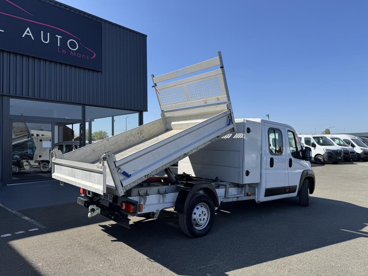 Opel Movano combi 3.5 MAXI 165CH BLUEHDI S&S BENNE COFFRE DOUBLE CABINE 6 PLACES - Van jungkit: gambar 5 Opel Movano combi 3.5 MAXI 165CH BLUEHDI S&S BENNE COFFRE DOUBLE CABINE 6 PLACES - Van jungkit: gambar 5