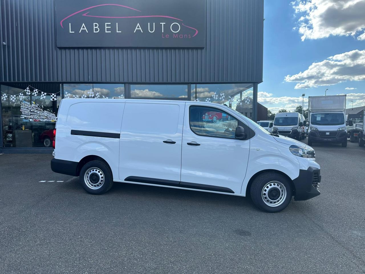 PEUGEOT Expert XL 2.0 BlueHDi 145CH - Van panel: gambar 4 PEUGEOT Expert XL 2.0 BlueHDi 145CH - Van panel: gambar 4