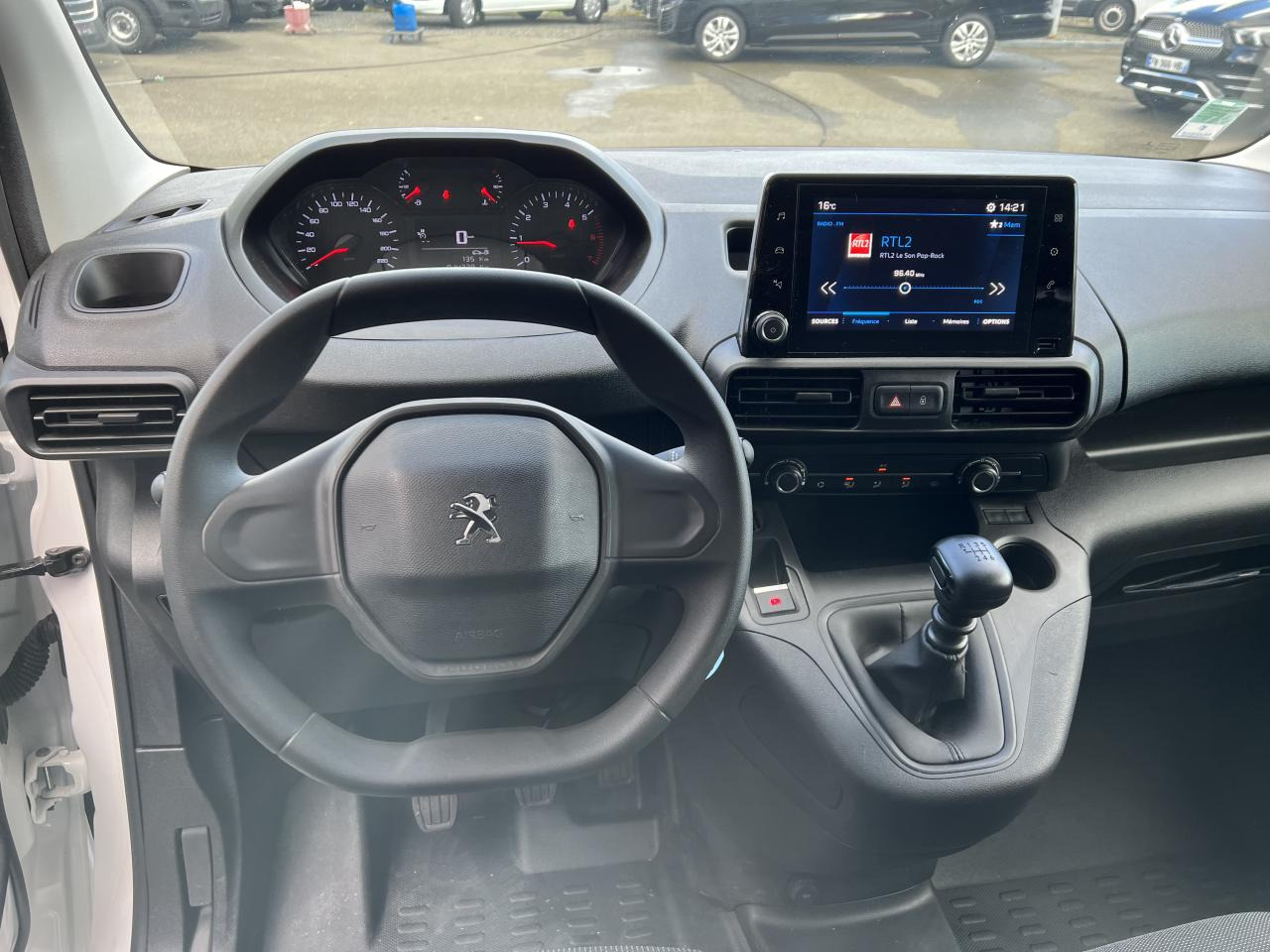 PEUGEOT PARTNER M 650KG 1.5 HDI 100CH ASPHALT 3 PLACES - Van panel: gambar 4 PEUGEOT PARTNER M 650KG 1.5 HDI 100CH ASPHALT 3 PLACES - Van panel: gambar 4