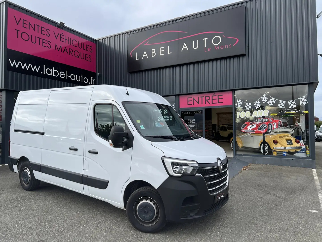 Renault Master F3300 L2H2 2.3 BLUE DCI 135CH GRAND CONFORT EURO6 - Peralatan lainnya: gambar 1 Renault Master F3300 L2H2 2.3 BLUE DCI 135CH GRAND CONFORT EURO6 - Peralatan lainnya: gambar 1