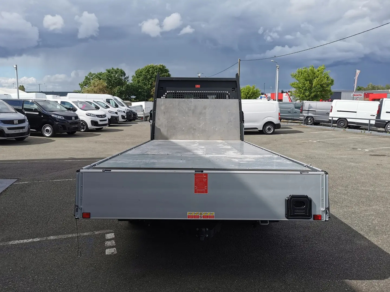 Van flatbed Peugeot Boxer 435 L4 2.2 BLUEHDI 140 S&S PREMIUM: gambar 12