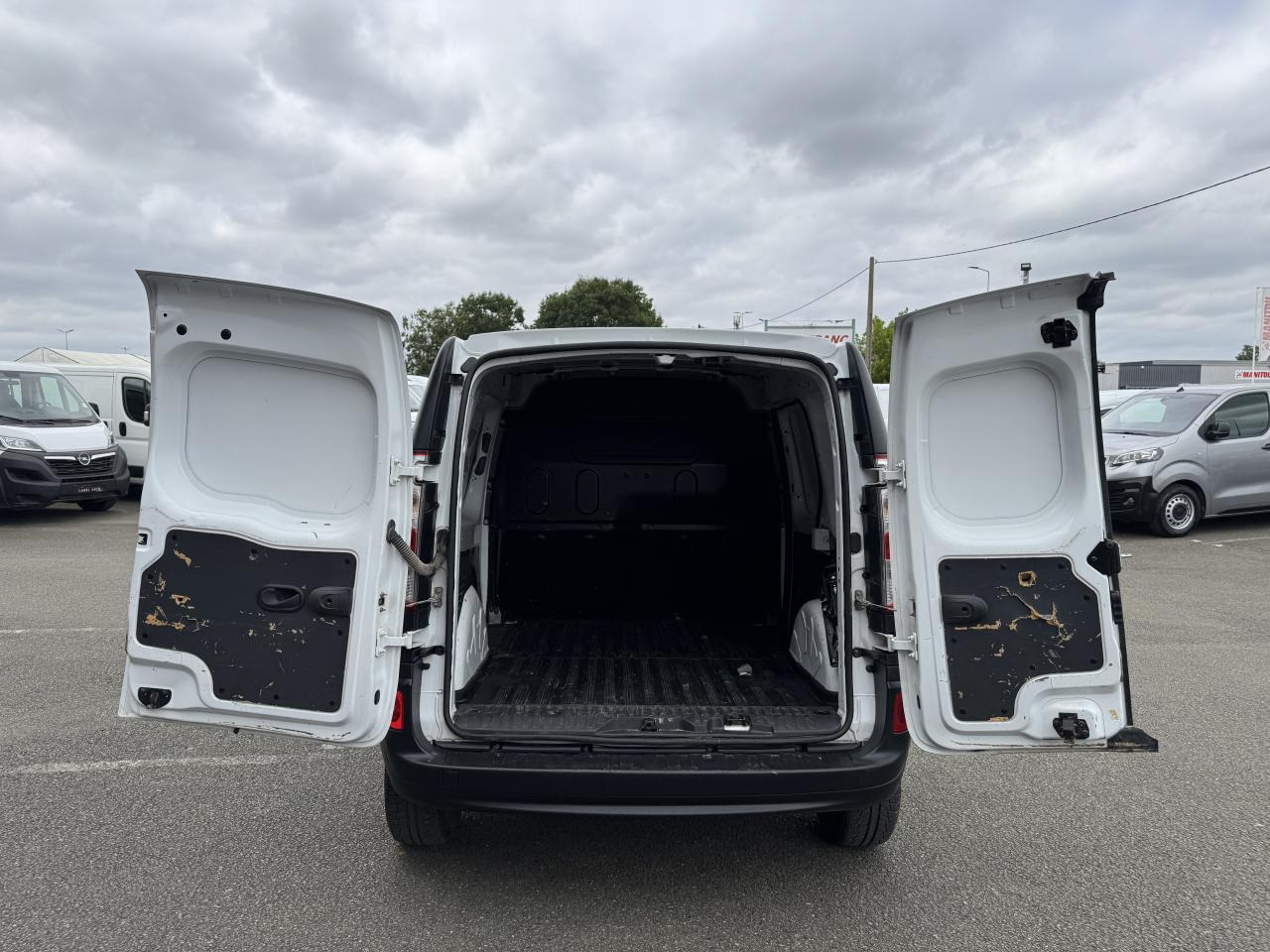 RENAULT KANGOO 1.5 DCI 80CH CONFORT - Van panel: gambar 3 RENAULT KANGOO 1.5 DCI 80CH CONFORT - Van panel: gambar 3