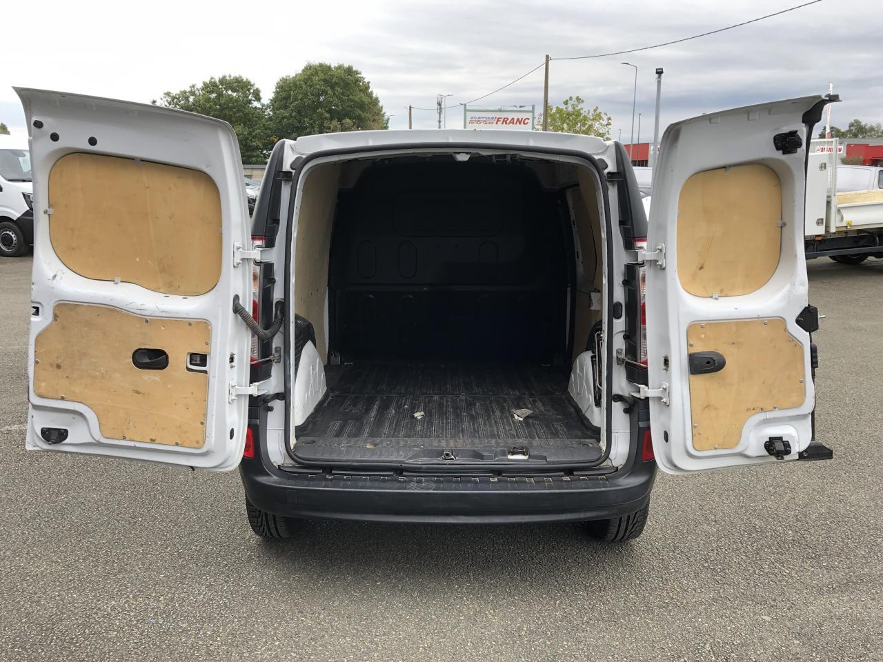 RENAULT KANGOO 1.5 DCI 80CH CONFORT - Van panel: gambar 3 RENAULT KANGOO 1.5 DCI 80CH CONFORT - Van panel: gambar 3