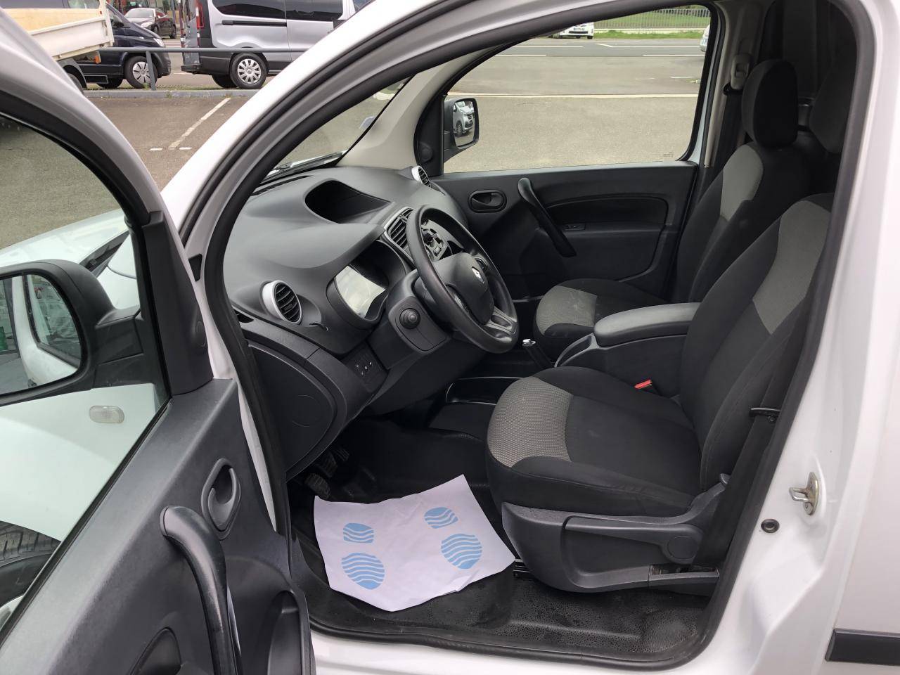 RENAULT KANGOO 1.5 DCI 80CH CONFORT - Van panel: gambar 5 RENAULT KANGOO 1.5 DCI 80CH CONFORT - Van panel: gambar 5