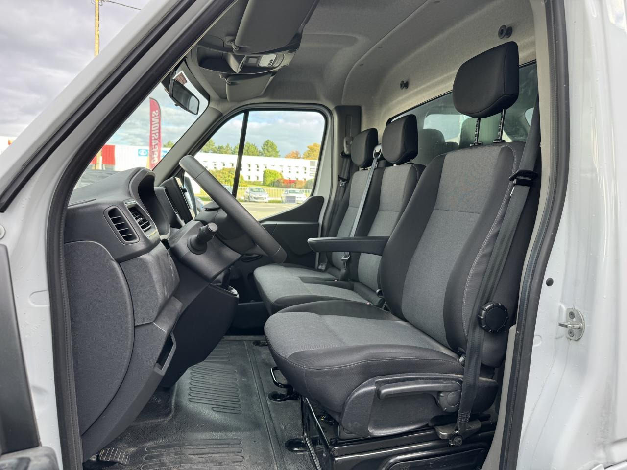 RENAULT MASTER 3T5 BENNE COFFRE RJ 2.3 DCI 130CH PROPULSION - Van jungkit: gambar 5 RENAULT MASTER 3T5 BENNE COFFRE RJ 2.3 DCI 130CH PROPULSION - Van jungkit: gambar 5