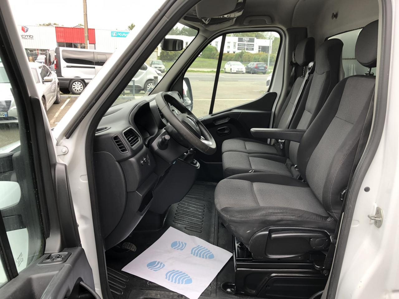 RENAULT MASTER 3T5 BENNE COFFRE RJ 2.3 DCI 145CH PROPULSION - Van jungkit: gambar 5 RENAULT MASTER 3T5 BENNE COFFRE RJ 2.3 DCI 145CH PROPULSION - Van jungkit: gambar 5