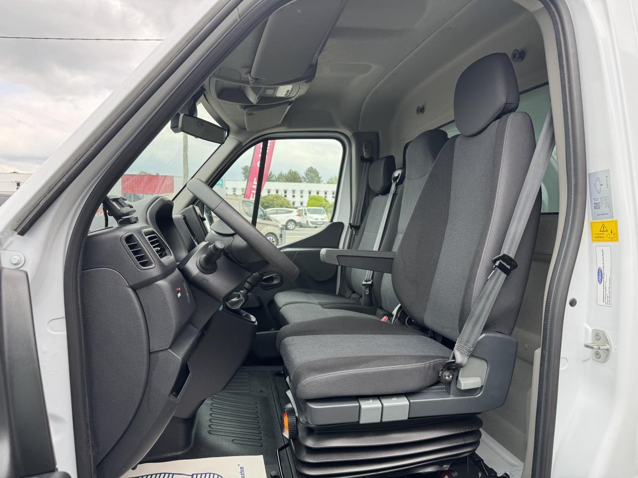 RENAULT MASTER 3T5 CAISSE FRIGO 2.3 DCI 165CH GRAND CONFORT - Van berpendingin: gambar 5 RENAULT MASTER 3T5 CAISSE FRIGO 2.3 DCI 165CH GRAND CONFORT - Van berpendingin: gambar 5