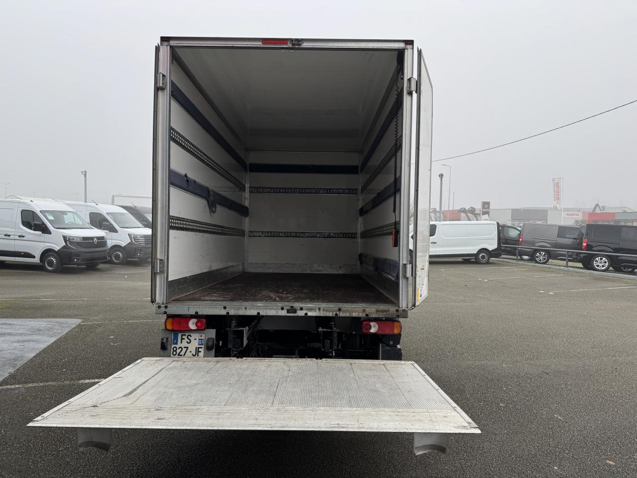 RENAULT MASTER CAISSE 20M3 + HAYON RJ 2.3 DCI 145CH - Van box: gambar 3 RENAULT MASTER CAISSE 20M3 + HAYON RJ 2.3 DCI 145CH - Van box: gambar 3