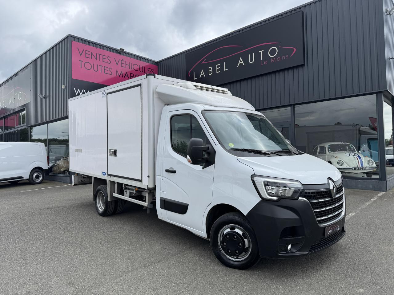 Renault Master FRIGORIFIQUE RJ3500 L3 2.3 BLUE DCI 165CH CAISSE 12M3 - Van berpendingin: gambar 2 Renault Master FRIGORIFIQUE RJ3500 L3 2.3 BLUE DCI 165CH CAISSE 12M3 - Van berpendingin: gambar 2