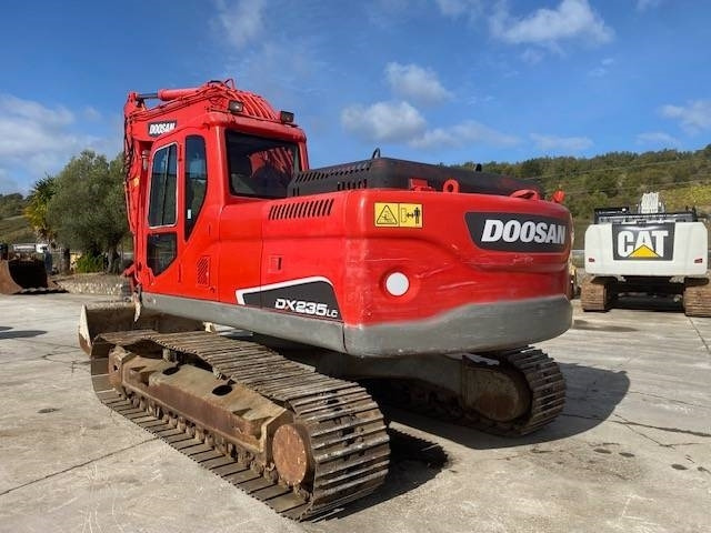 Doosan DX 235 LC - Ekskavator perayap: gambar 2 Doosan DX 235 LC - Ekskavator perayap: gambar 2
